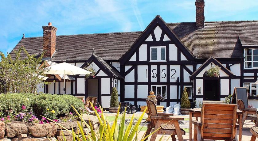 White Lion Hotel photo