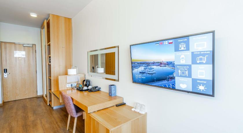 Image of Standard Double or Twin Room with Sea View 9