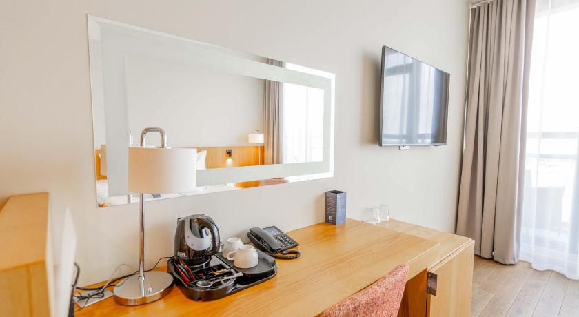 Image of Superior Double or Twin Room with Balcony 11