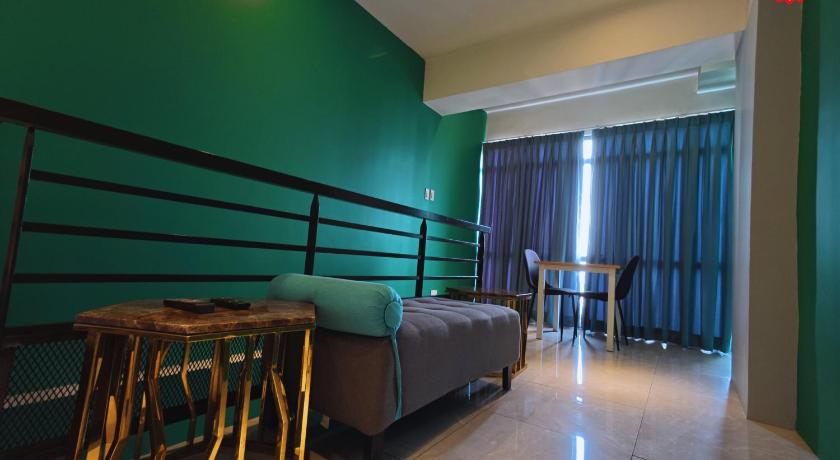 Image of King Suite 6