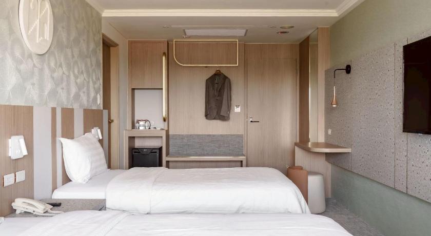 Image of Deluxe Triple Room 4