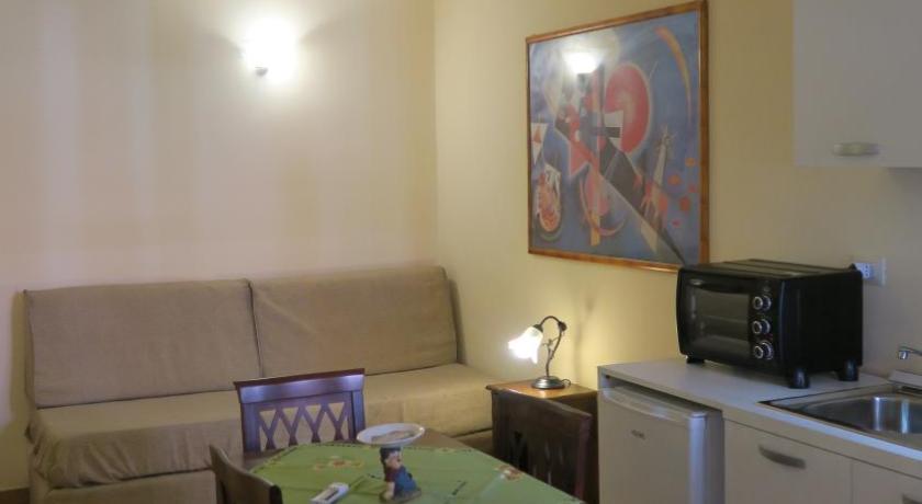 Image of Duplex Deluxe Studio 1