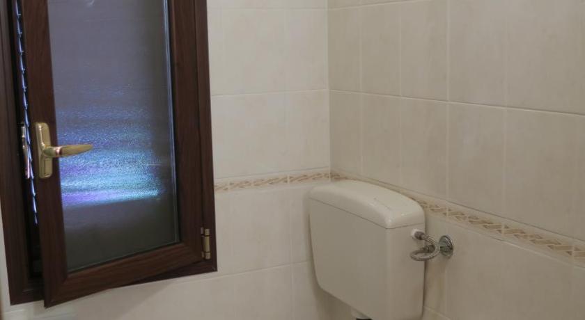 Image of Duplex Deluxe Studio 5