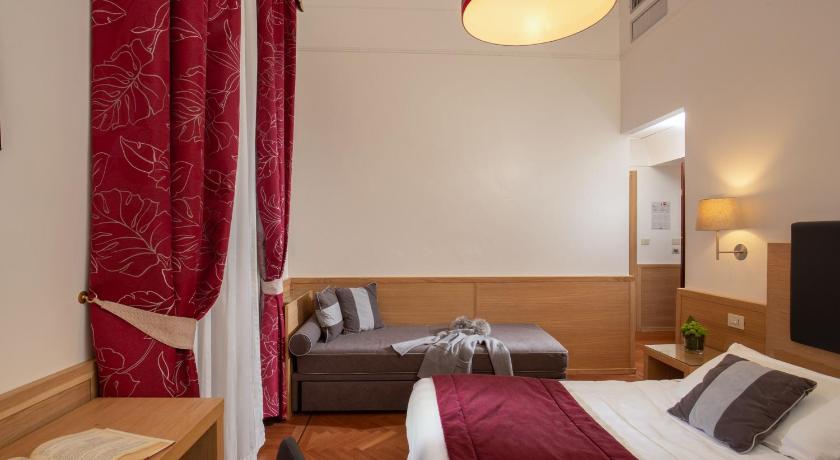 Image of Triple Room 6