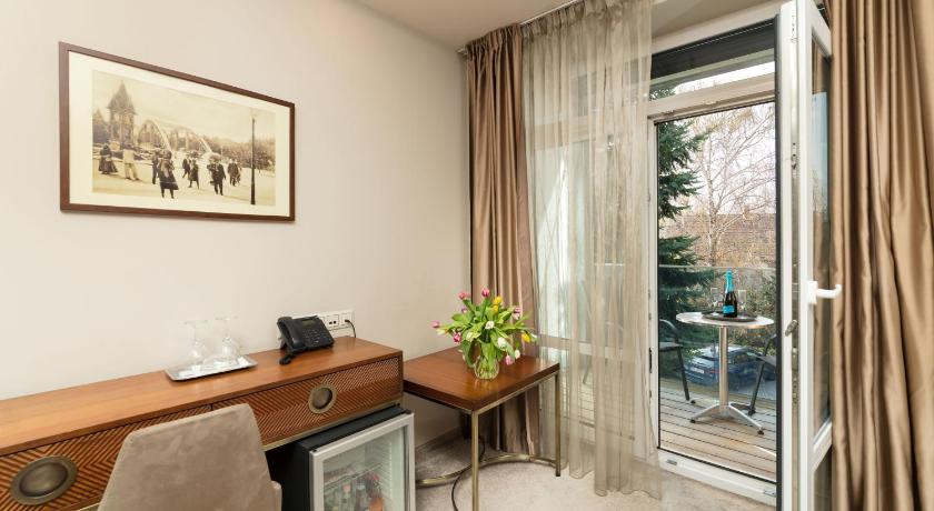 Image of Deluxe Double or Twin Room 15