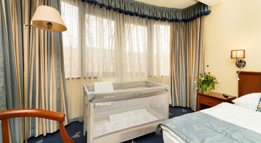 Image of Superior Double or Twin Room 5