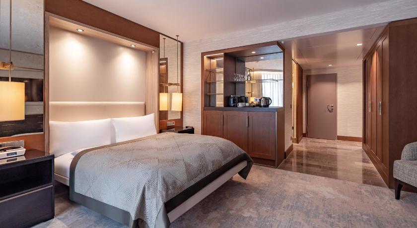 Image of Classic Room 4