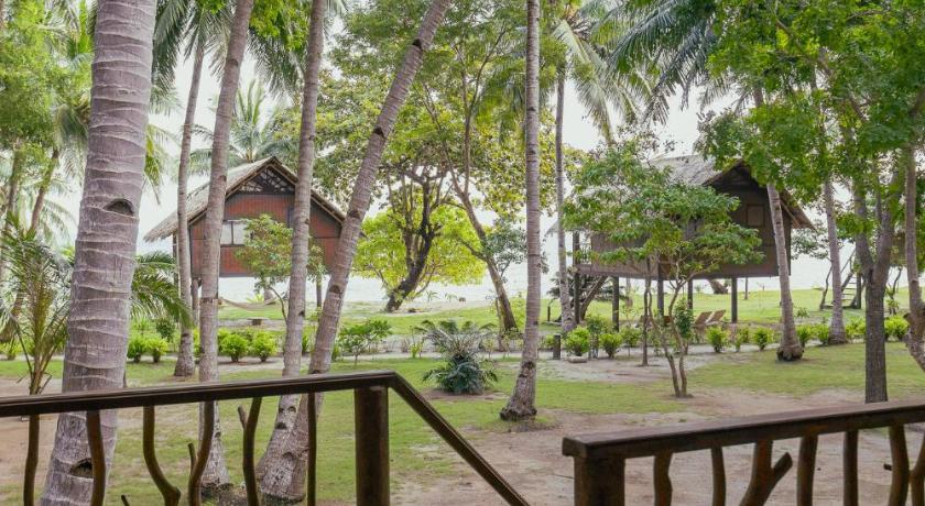 Image of Hillside Chalet 14