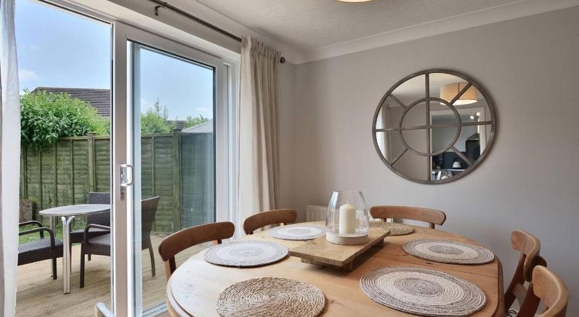 赫里福德 15 mins walk to CityGardenShopsPub Park 3 Cars 4星级 单人房 餐厅