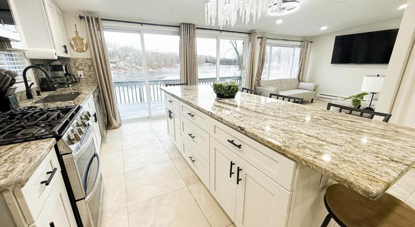 서섹스 (NJ) Lux Lake Neepaulin Frontage & Panoramic Views Home 숙소 외관