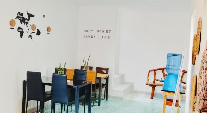 HOST HOMES-SANDY LANE
