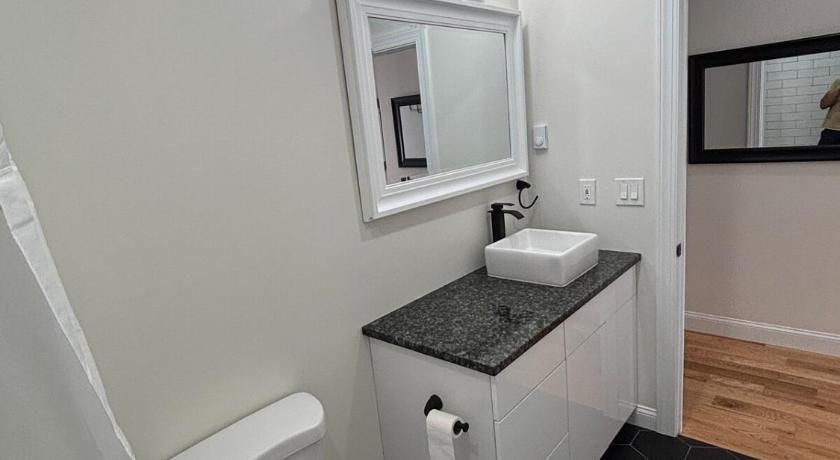 스케넥터디 (NY) 3 bedroom 1 bathroom apartment , free private parking 3성급 숙소 전망