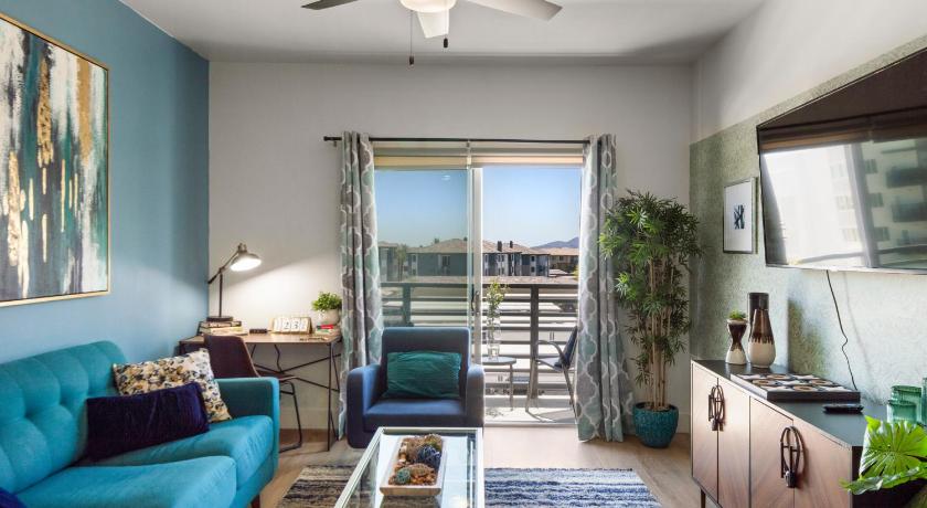 피닉스 (AZ) 2 Miles to Mayo Clinic -Access to Pool, Gym & Free Parking - S331 5성급 숙소 객실