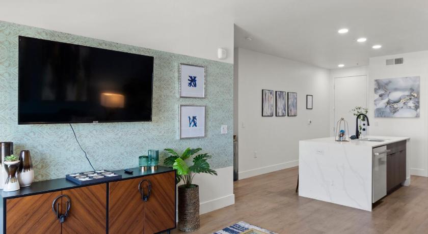 피닉스 (AZ) 2 Miles to Mayo Clinic -Access to Pool, Gym & Free Parking - S331 5성급 숙소 로비
