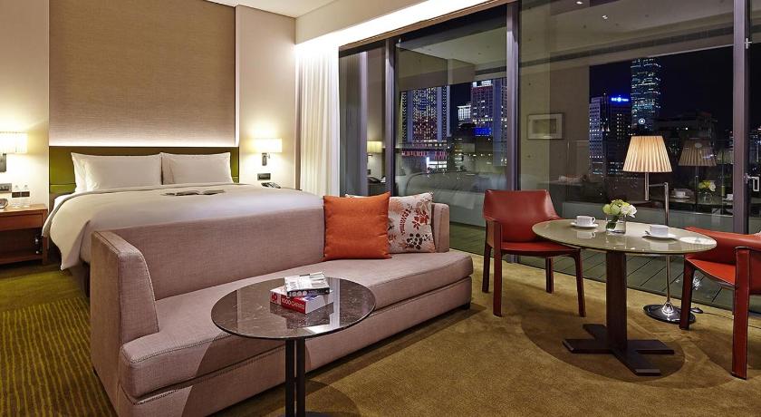 Image of Executive Suite 0