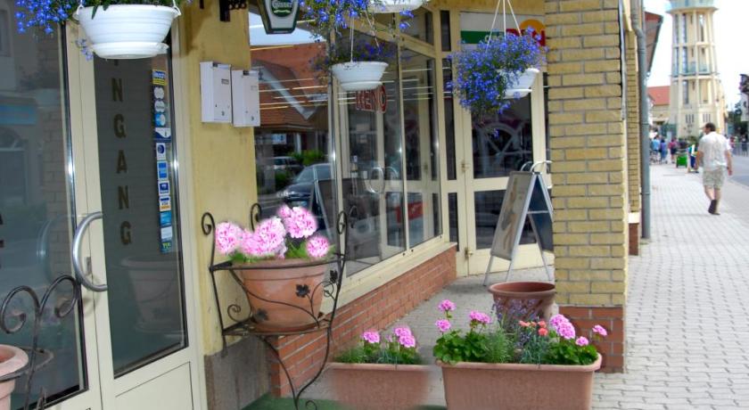 City Hotel Siofok photo