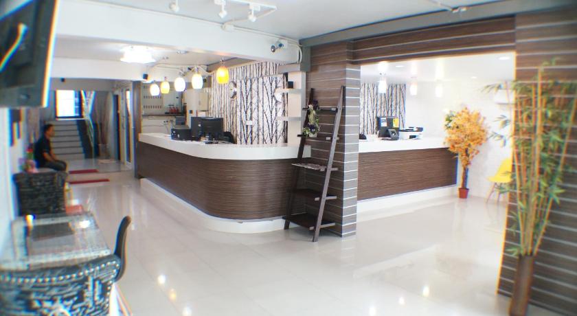 방콕 마논논트 호텔 앤 아파트먼트 (Ma Non Nont Hotel and Apartment) 2성급 호텔 레스토랑