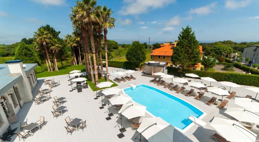 Hotel La Palma de Llanes photo
