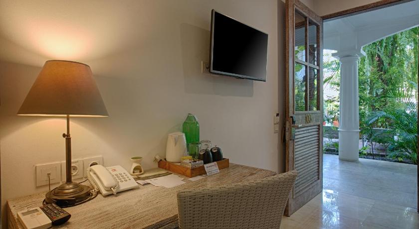 Image of Deluxe Twin Room - Disabled Access 10