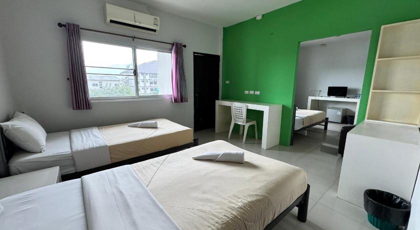 Image of Superior Twin Bed 0