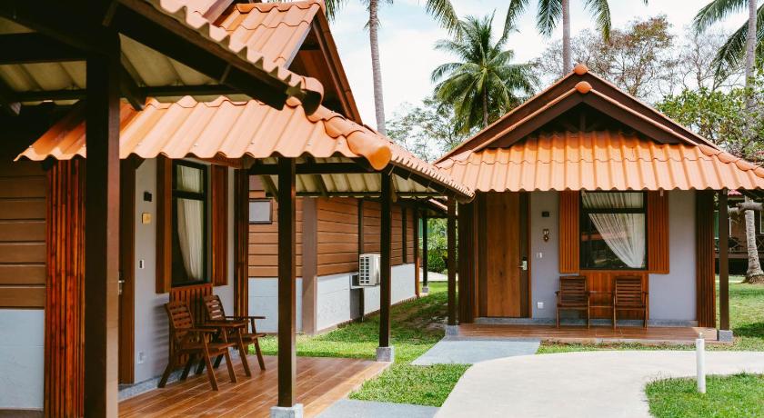 Kota Kinabalu Borneo Beach & Mangrove Resort 4-Star Hotel lobby