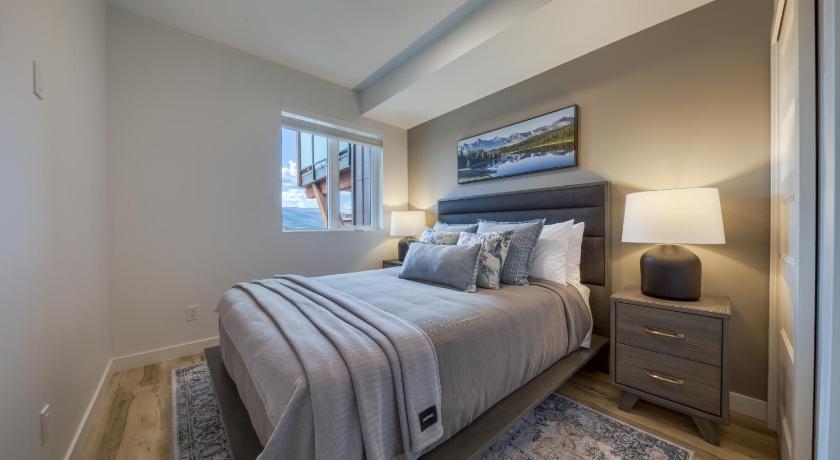 Image of Three-Bedroom Townhouse 9