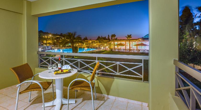 Kipriotis Maris Suites - All Inclusive