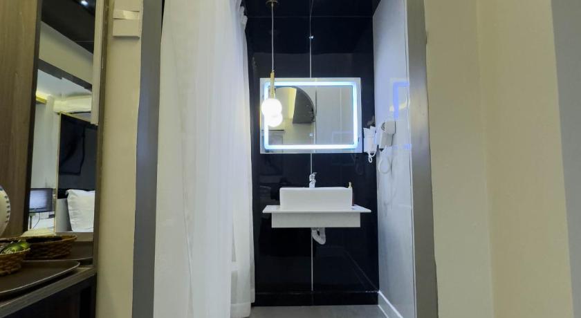 ホーチミン M&H Lux Hotel 3つ星 ホテル ロビー