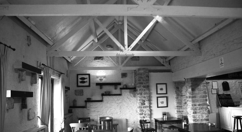 The Scott Arms - image 5