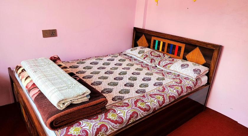 Nepal Village Local Family Stay - Ideal for Eco-Conscious Travelers in Bandipur — photo 2