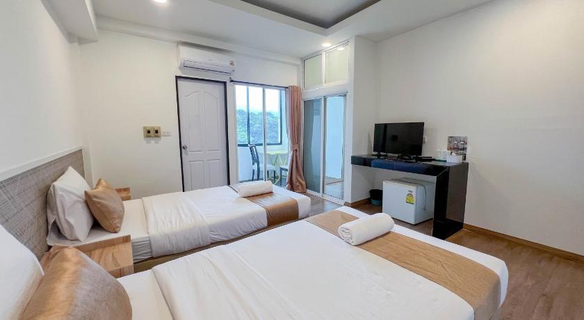 Image of Superior Twin Room 0