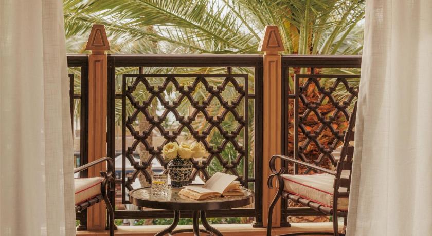 Image of Arabian Court - Deluxe Twin Room 1