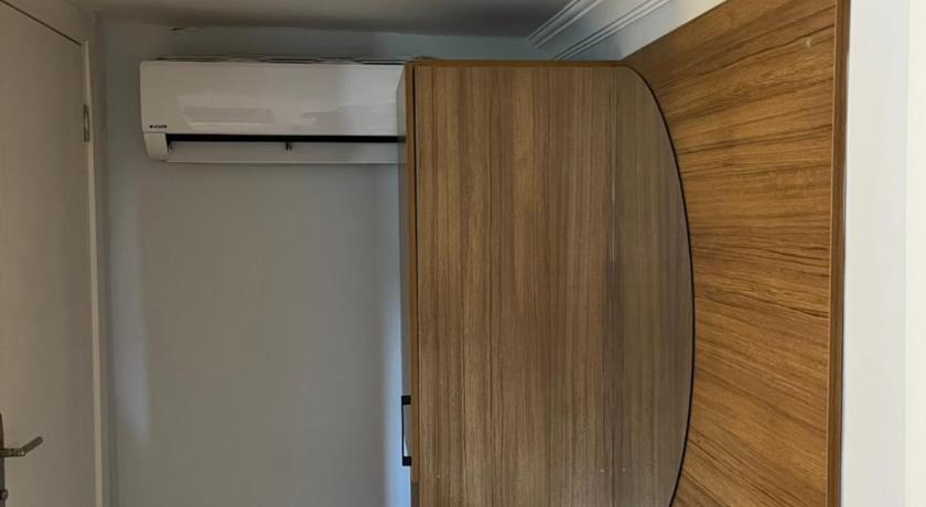 1SuperStay Hotel - image 6