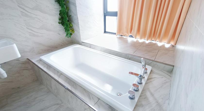 マラッカ Imperio Residence Melaka by Jeffery Lam Home Management 4つ星 ゲストハウス レストラン