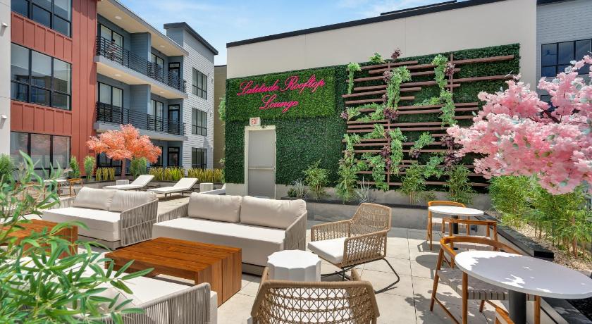메타리 (LA) Latitude Apartments 4성급 숙소 외관