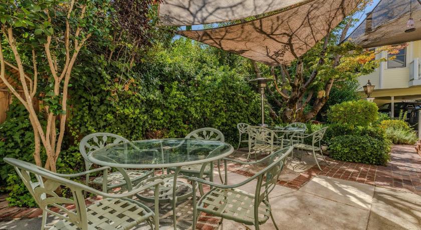 Sutter Creek Brinnwood Bed & Breakfast Hotel restaurant