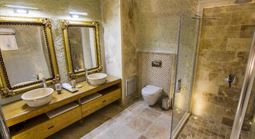 Immagine di Suite Grotta con Giardino (Garden Cave Suite) 2