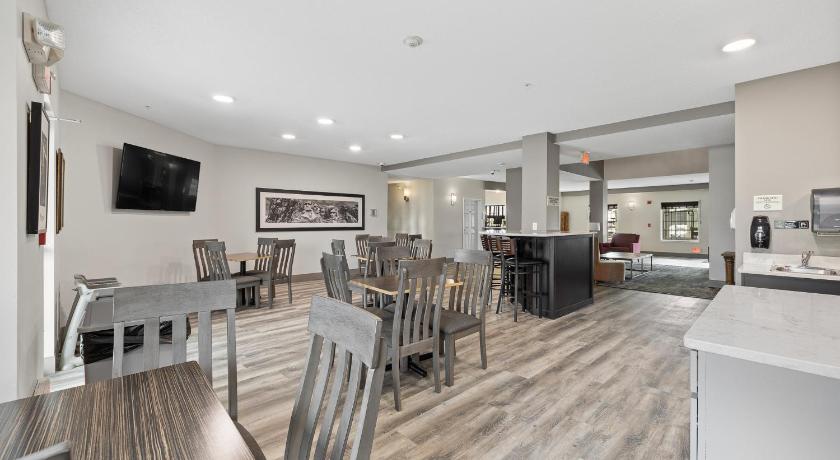 拉皮德城 GrandStay Residential Suites Rapid City 3星级 住宿 泳池