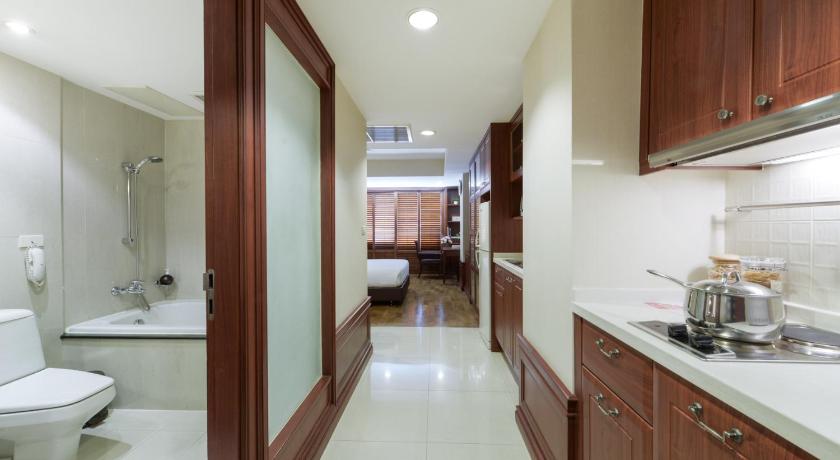 Image of Deluxe King Or Twin Room 9