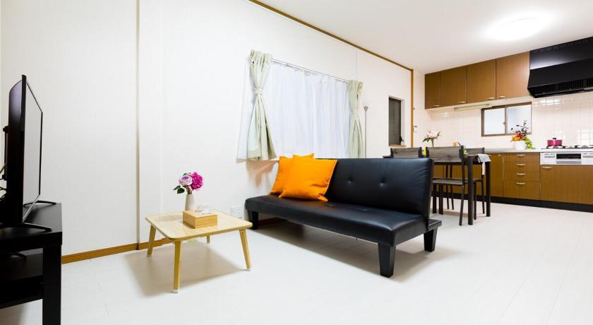 오사카 Chloris 7 min walk from the Kishinosato Sta! Namba 10min 3성급 숙소 수영장