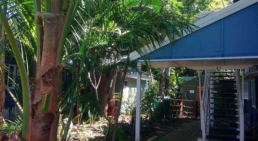 Arcadia Beach Guest House and Car Hire