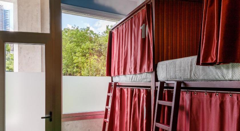 Blanco Albergue — Hotel in Santiago De Compostela