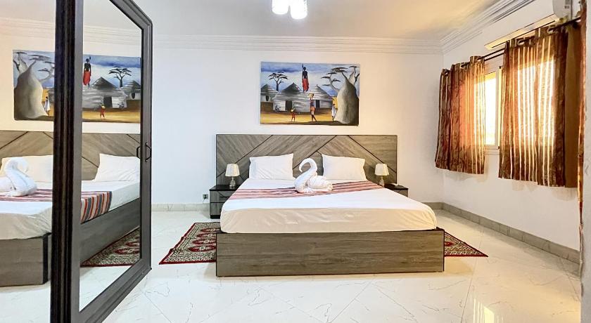 Touraco Suite Hotel Business
