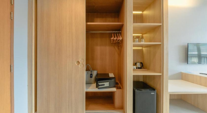 Image of Sweet Room 16