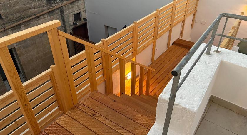 Image of Superior Suite 8