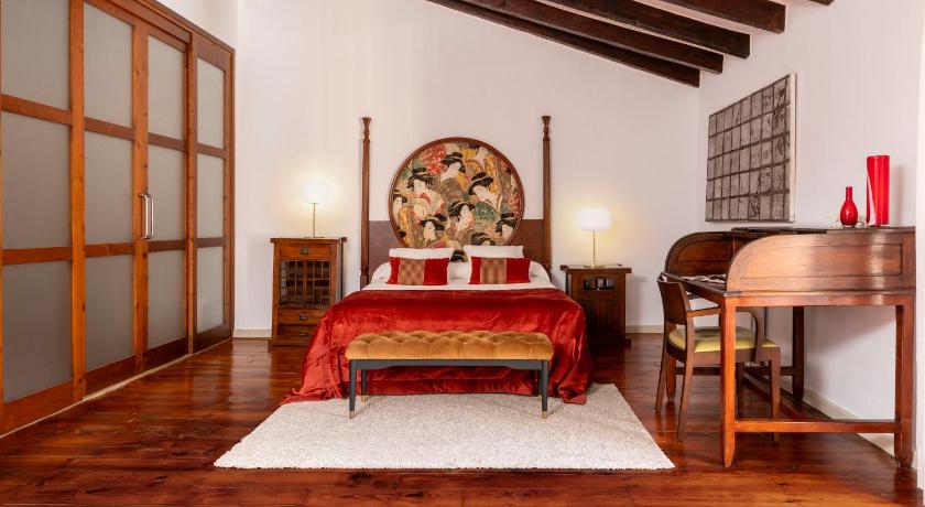 Image of Junior Suite 8