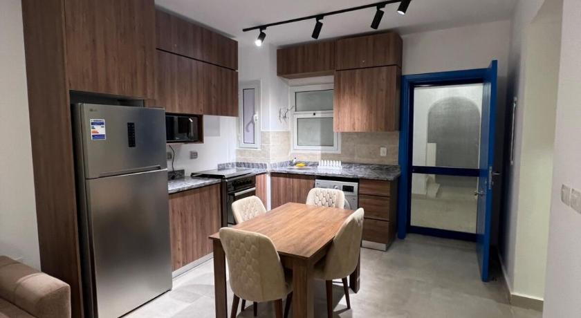 사진: 2-bedroom Garden Chalet in Mountain View Ras El Hekmah - Agoda 할인 예약