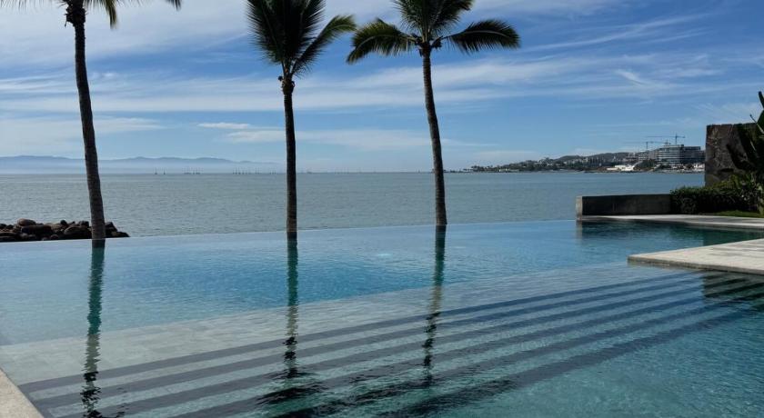 Arama Bay Relaxation, Luxury and Elegance by the Sea