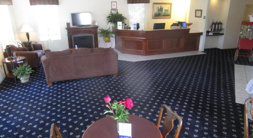 Voyager Inn photo