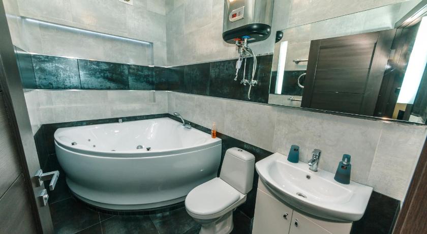 Luxrent Kreshatik Arenacity SkyBar photo
